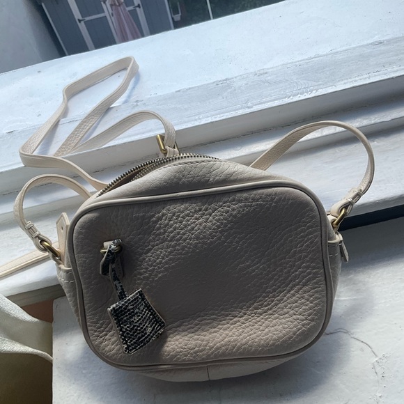 J crew leather crossbody - Picture 3 of 3